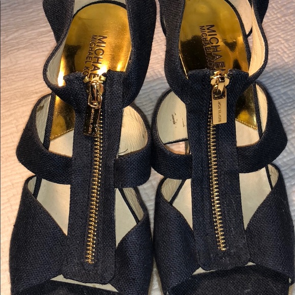Michael Kors zipper wedges - Picture 5 of 5